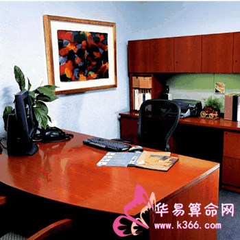 室內风水转运球喷水_上海办公室有人办公照片_办公室风水